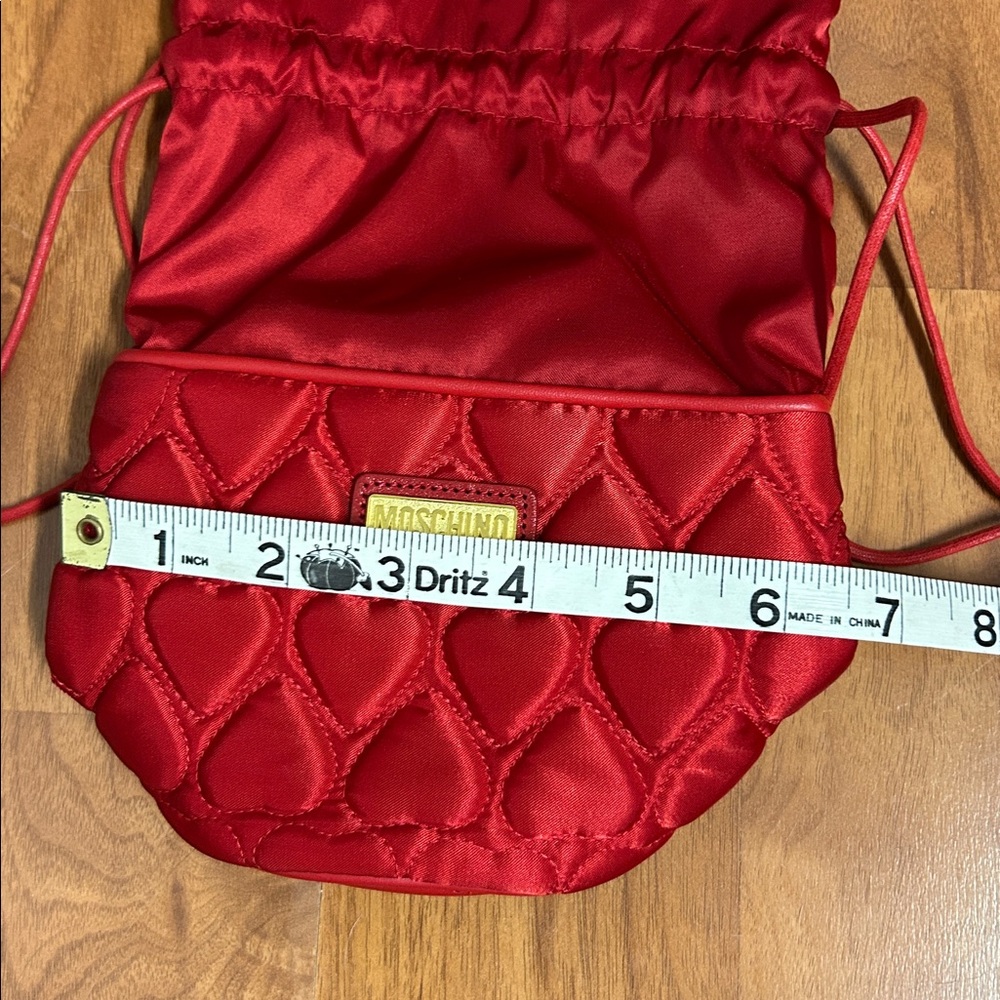 NWOT Authentic Moschino Red Heart Quilted Drawstring Bag - Picture 8 of 16